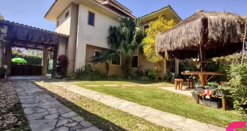 Casa de 6 dormitórios à venda no campeche |florianópolis