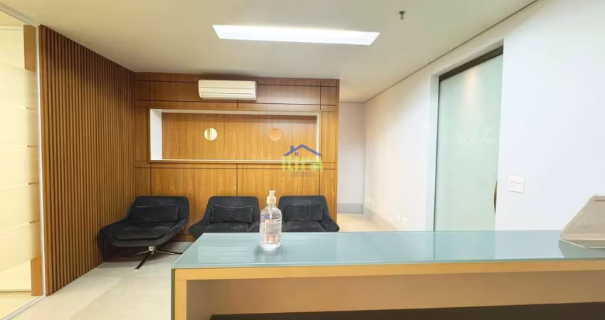 Sala à venda de porteira fechada com 184M² no Condomínio Gama offices, 18 do forte, Barueri - SP