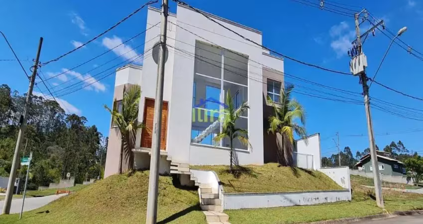 Casa à venda 3 Quartos, 3 Suites, 6 Vagas, 530M², Portal do Santa Paula, Cotia - SP