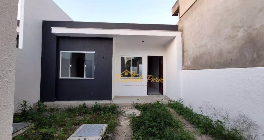 Excelente casa linear com quintal com possibilidade de espaço gourmet, 2 quartos à venda, 60 m² - Maria Turri - Rio das Ostras/RJ