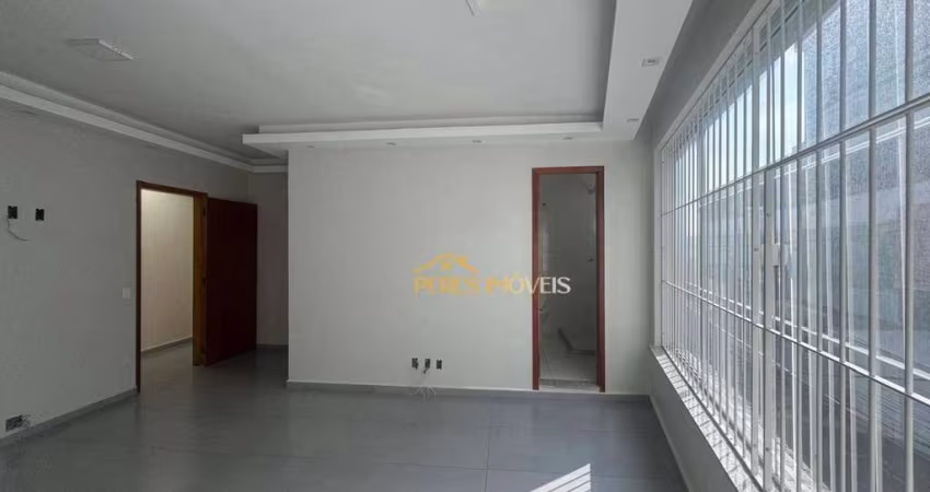 Sala Comercial no centro da cidade de  Rio das Ostras, próximo aos principais comercios. perfeito para montar consultórios, cursos, escritórios...etc.
