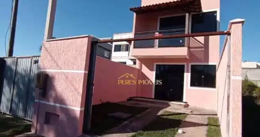 Linda casa duplex, 02 suítes, com 78m2 no Residencila rio das ostras/ RJ.