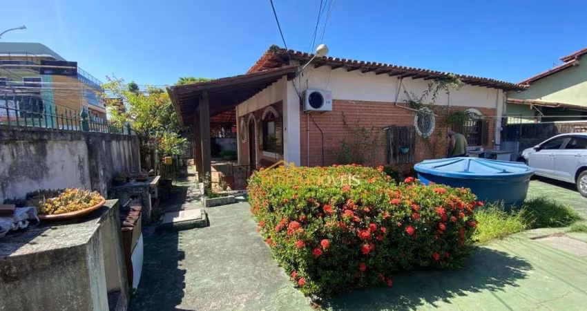 OPORTUNIDADE ÚNICA NO CENTRO! Casa com 2 dormitórios à venda, 134 m² por R$ 480.000 - Centro - Rio das Ostras/RJ