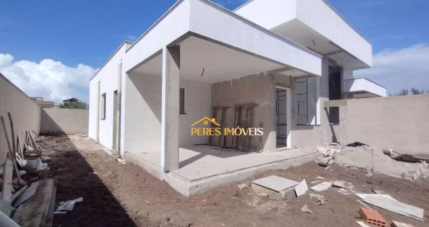Lindas casas composta por 03 quartos, sendo 1 com cloused em Rio das Ostras/ RJ