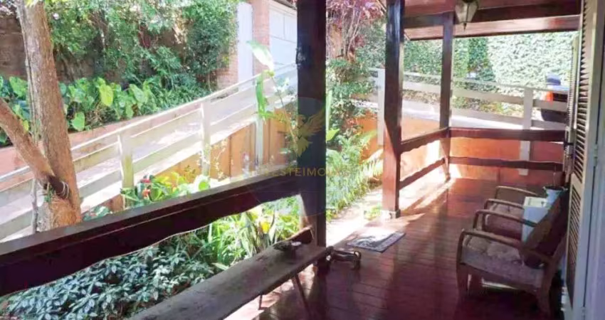 Casa com 3 quartos à venda na Rua Edéia, 500, Granja Viana, Carapicuíba