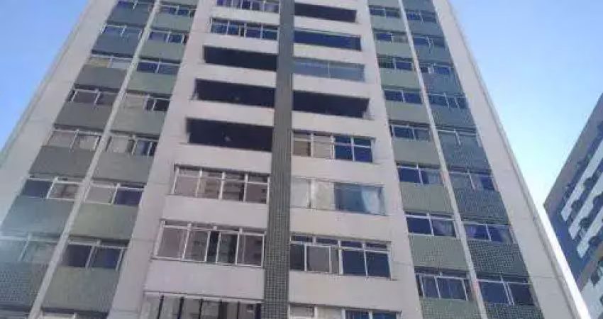 Cobertura com aproximadamente 320m², 4 quartos sendo 2 suítes, 2 vagas!