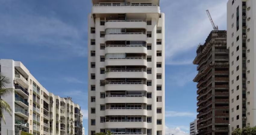 Apartamento Vista pro Mar, 360m², 3 Qtos, 3Sts!