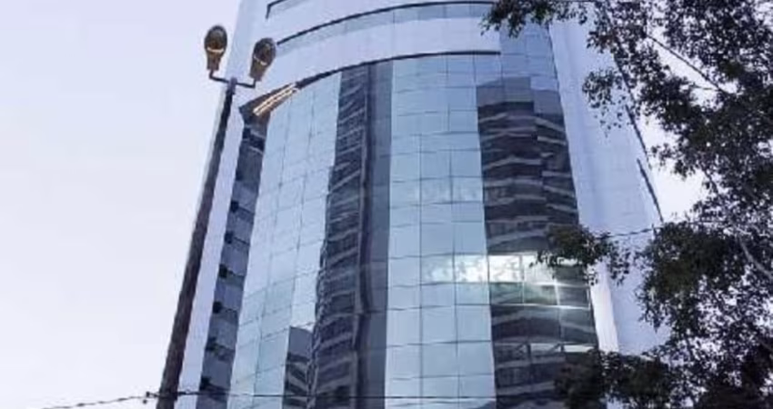 Sala com aproximadamente 120m2, 4 vagas, empresarial