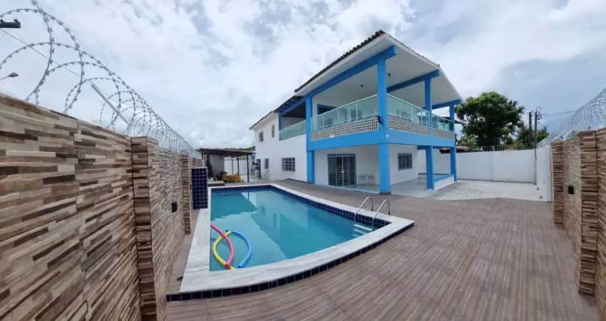 Linda casa em itamaracá, 324m2 de área, 8 quartos, 5 suítes!