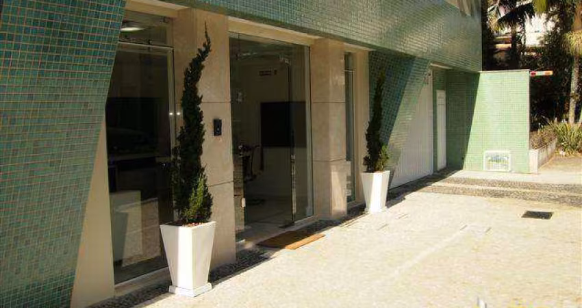 Sala comercial á venda no centro de Balneário Camboriú