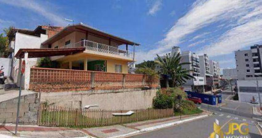 Casa com 4 dormitórios à venda, 240 m² por R$ 1.500.000,00 - Pioneiros - Balneário Camboriú/SC