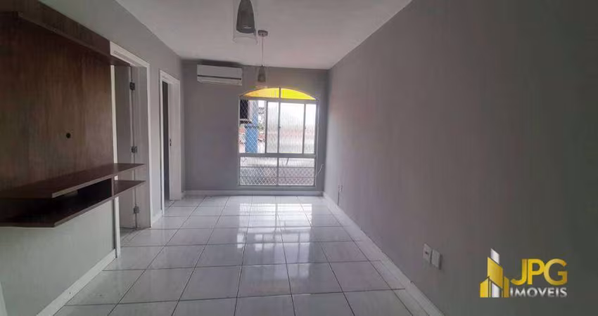Apartamento com 2 dormitórios para alugar, 55 m² por R$ 2.900,00 - Nações - Balneário Camboriú/SC