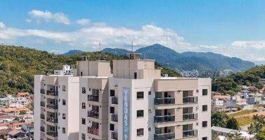 Apartamento com 2 dormitórios à venda, 76 m² por R$ 700.000,00 - Tabuleiro - Camboriú/SC