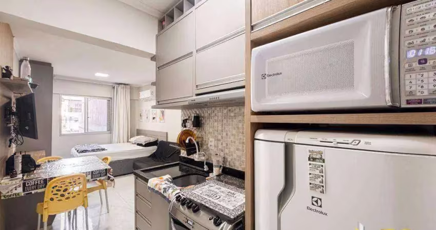 Kitnet com 1 dormitório à venda, 33 m² por R$ 440.000,00 - Centro - Balneário Camboriú/SC
