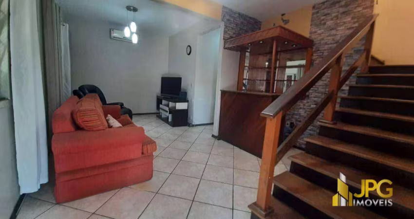 Alugo casa comercial com 3 quartos em Balneário Camboriú