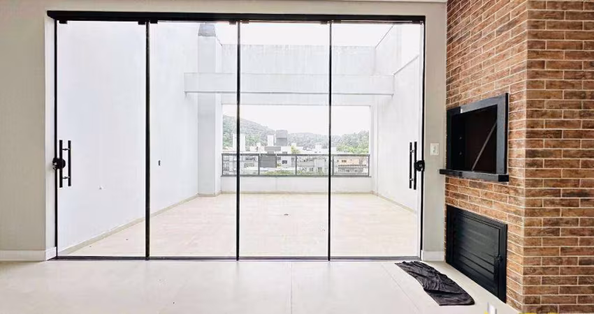 Cobertura com 3 dormitórios e 2 vagas de garagem à venda, 141 m² por R$ 1.130.000 - Nações - Balneário Camboriú/SC