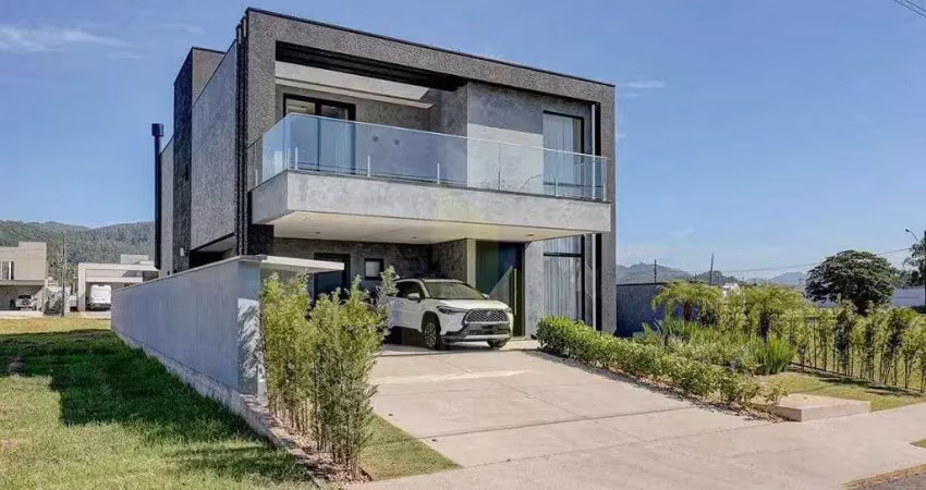 Casa com 3 quartos à venda no Centro, Camboriú 