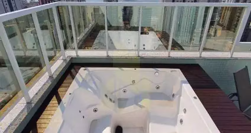 Cobertura com vista mar á venda em balneário camboriú