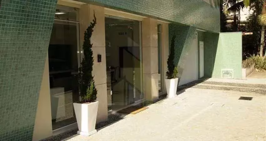 Sala comercial á venda no centro de balneário camboriú