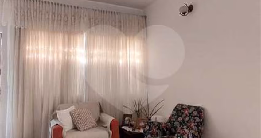 Casa com 3 quartos à venda em Vila Guilhermina - SP