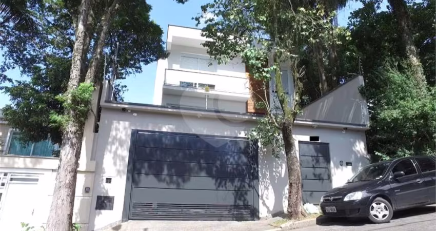 Casa com 4 quartos à venda em Vila Albertina - SP