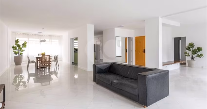 Apartamento com 4 quartos à venda em República - SP