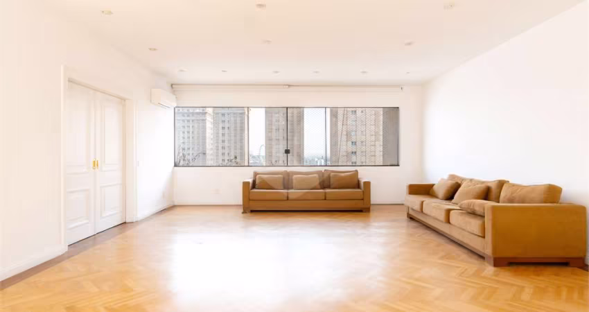 Duplex com 6 quartos à venda em Alto De Pinheiros - SP