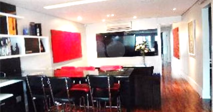 Casa com 4 quartos à venda em Jardim Da Saúde - SP