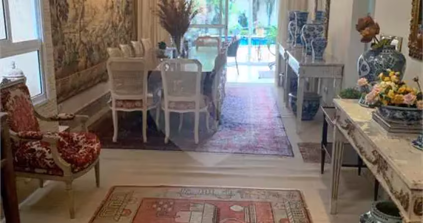Casa com 4 quartos à venda em Jardim Prudência - SP