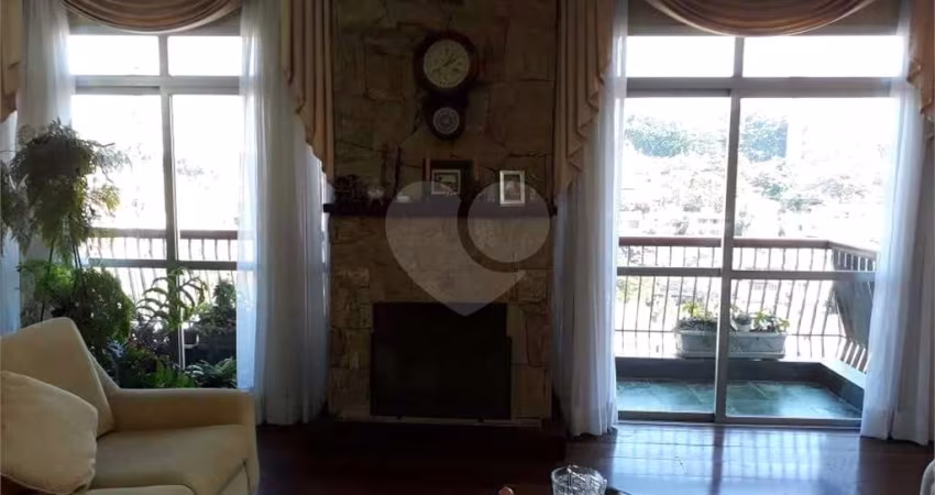 Apartamento com 3 quartos à venda em Vila Ipojuca - SP