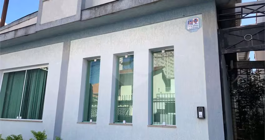 Casa com 3 quartos à venda na Rua Barra do Chapéu, Vila Romana, São Paulo