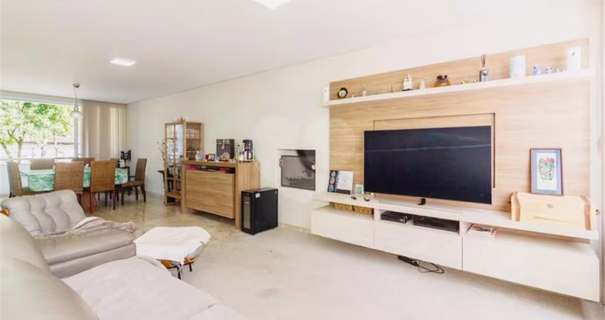 Condomínio com 4 quartos à venda em Tremembé - SP