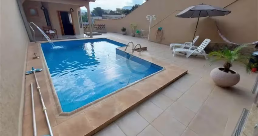 Casa com 4 quartos à venda na Rua Itamogi, Vila Boaçava, São Paulo