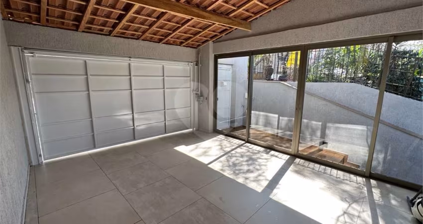 Casa térrea com 3 quartos à venda em Morro Dos Ingleses - SP