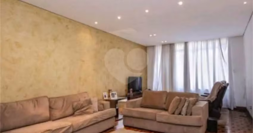 Casa com 3 quartos à venda na Laurindo De Brito, Alto da Lapa, São Paulo