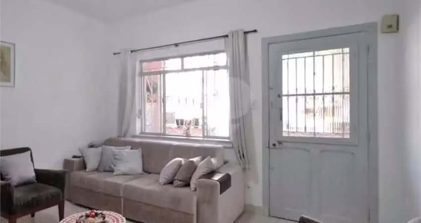 Casa com 2 quartos à venda na Alberto De Oliveira, Bela Vista, São Paulo