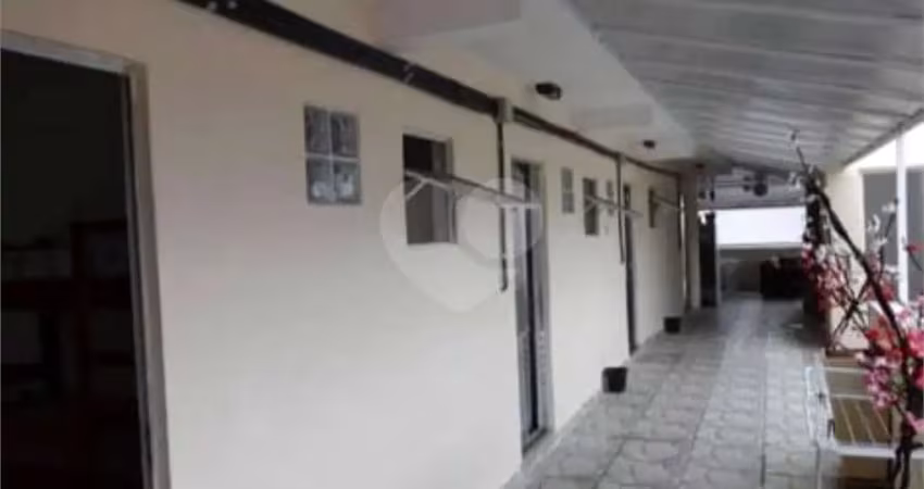 Prédio inteiro com 11 quartos à venda em Mooca - SP