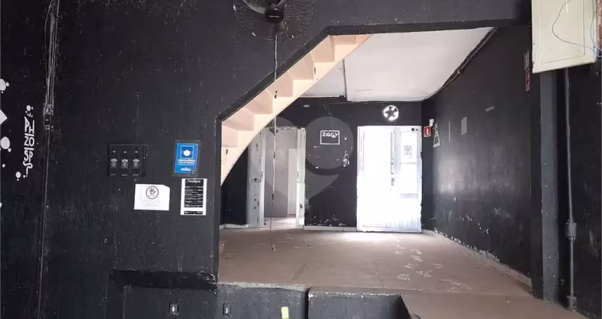 Casa com 2 quartos à venda na Doutor Adolpho Pinto, Barra Funda, São Paulo