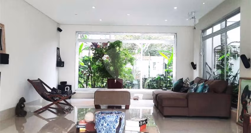 Sobrado com 4 quartos à venda em Bela Aliança - SP