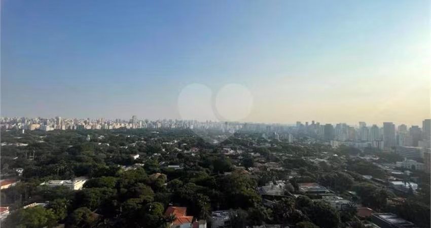 Apartamento com 4 quartos à venda em Cerqueira César - SP