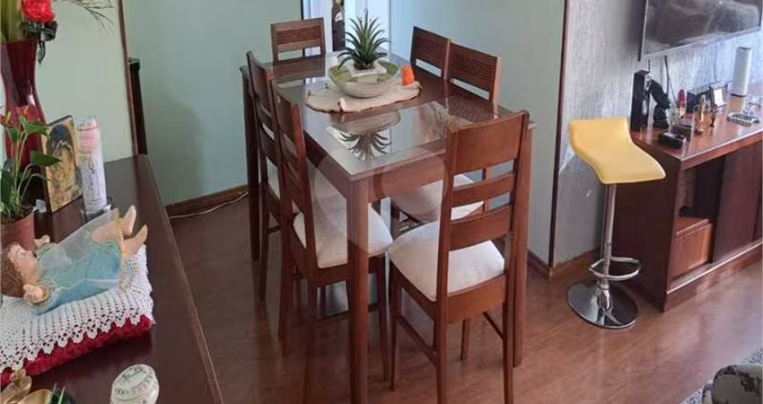 Apartamento com 3 quartos à venda em Vila Gumercindo - SP