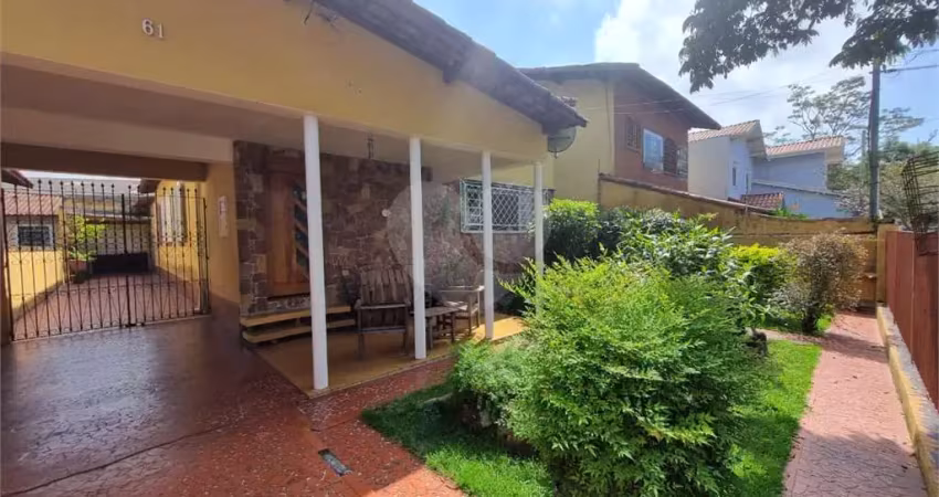 Casa com 3 quartos à venda na Doutor Ayrton Jairo França, Centro, Ribeirão Pires