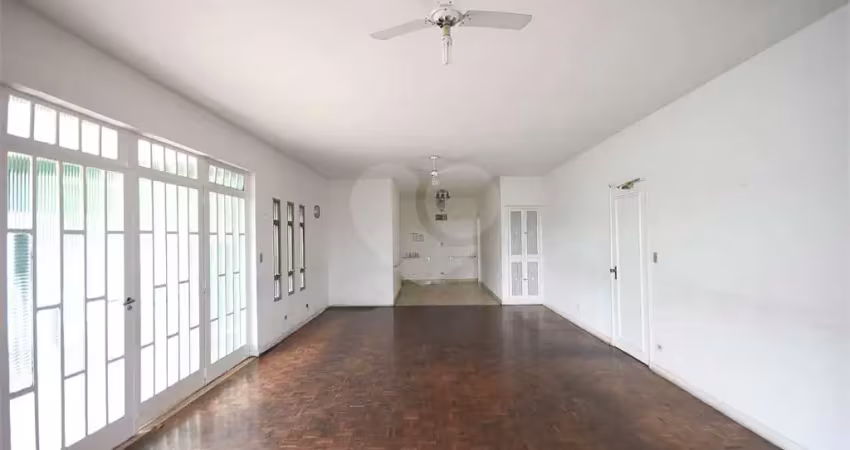 Casa com 8 quartos à venda na Avenida Morumbi, Jardim Guedala, São Paulo