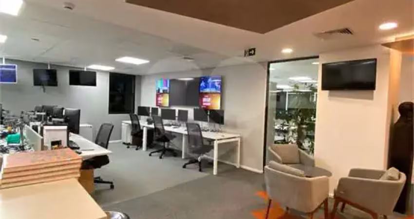 Sala comercial à venda na Avenida Doutor Cardoso de Melo, Vila Olímpia, São Paulo