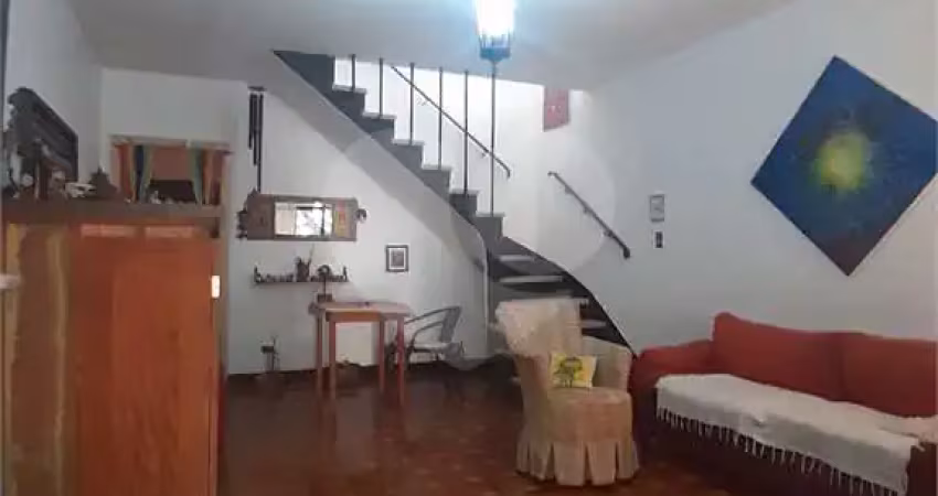 Casa com 3 quartos à venda na Rua Aimberê, Perdizes, São Paulo