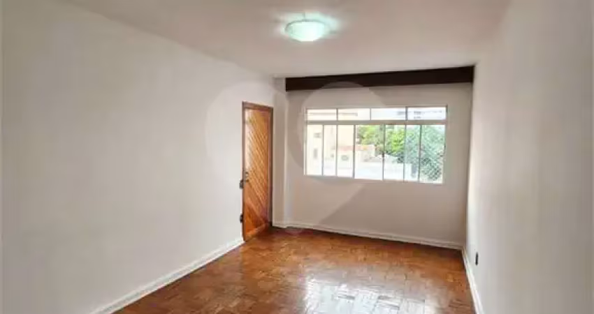 Apartamento com 3 quartos à venda em Aclimação - SP