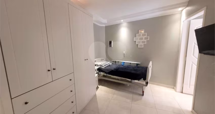 Sobrado com 2 quartos à venda em Vila Romana - SP