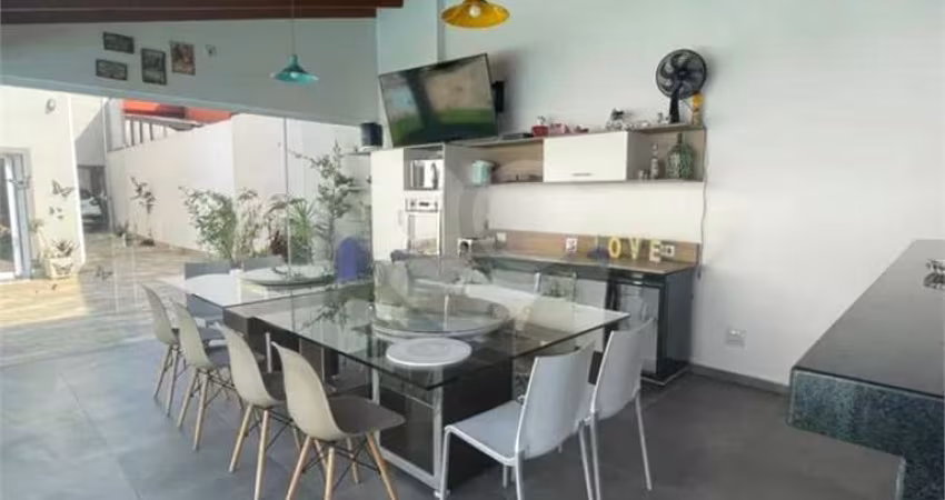 Sobrado com 4 quartos à venda em Lapa - SP