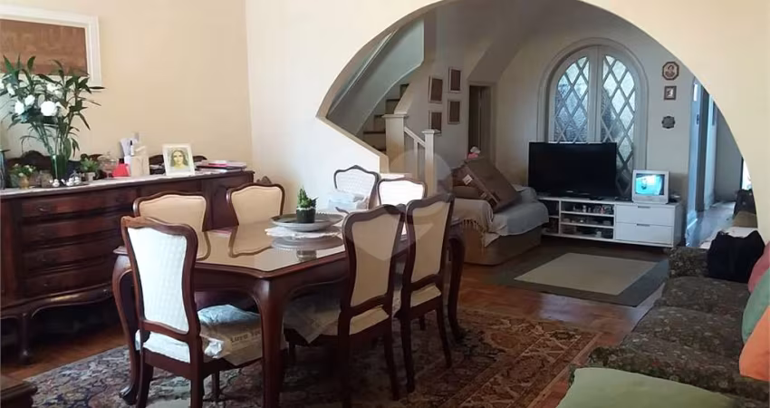Casa com 3 quartos à venda em Perdizes - SP