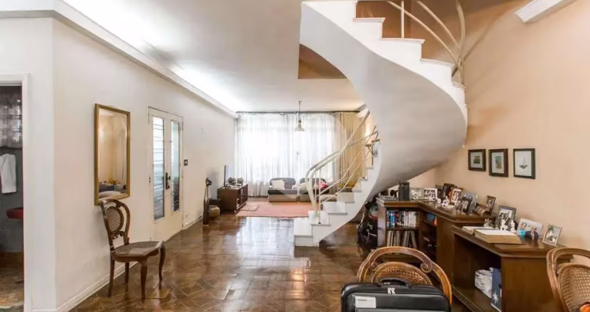 Casa com 3 quartos à venda na Rua Jorge Chammas, Vila Mariana, São Paulo